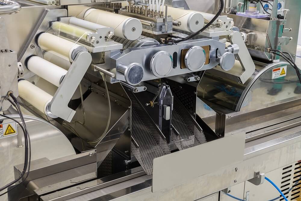 plant-picture-clean-room-equipment-stainless-steel-machines (1) plant-picture-clean-room-equipment-stainless-steel-machines (1)